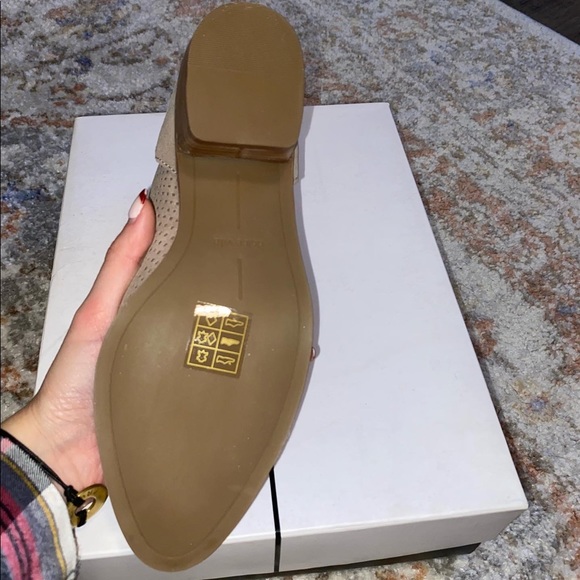 NWT Dolce Vita booties - Picture 2 of 3